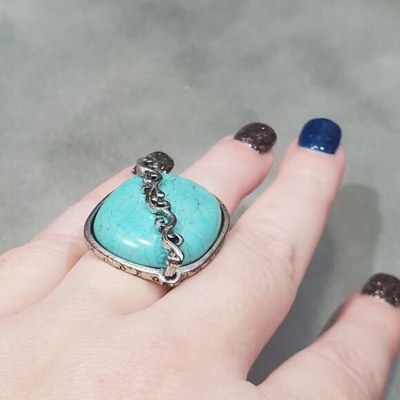 Large faux turquoise silver tube tone - Picture 4 of 6